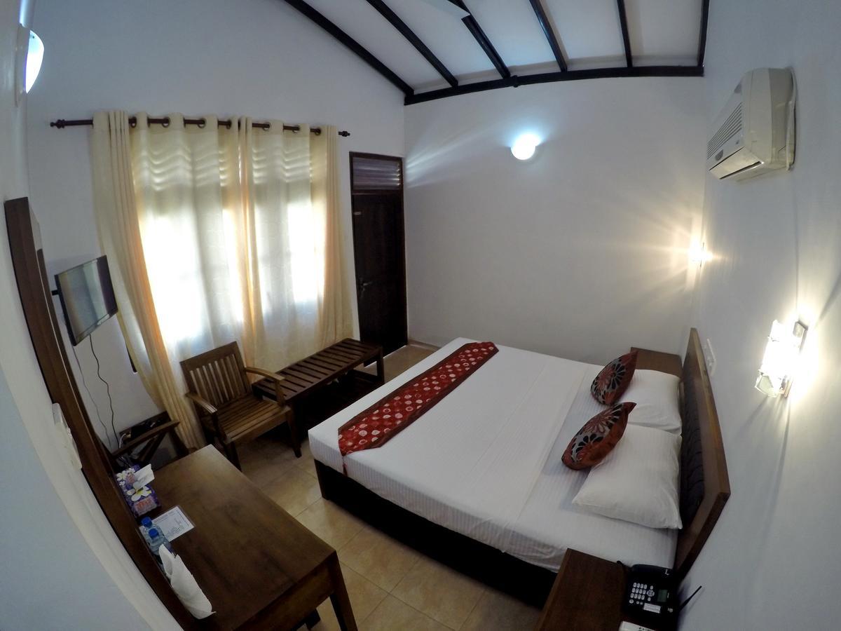Ramon Beach Resort Ambalangoda  Ngoại thất bức ảnh